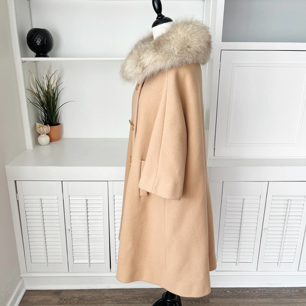 Vintage Romay Azens Fur Collar Camel Tan Wool Swing Cape Coat Size S/M - Picture 3 of 9